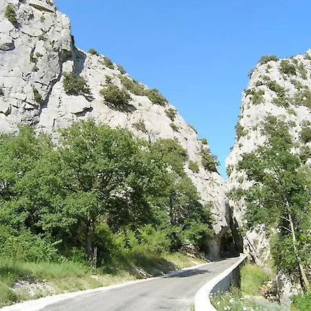 Pensión La Baptistine Face Au Ventoux La Clue Plaisians